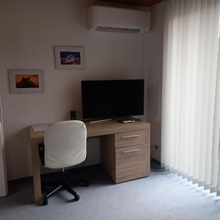1 Zimmer Appartment Springe Exterior foto